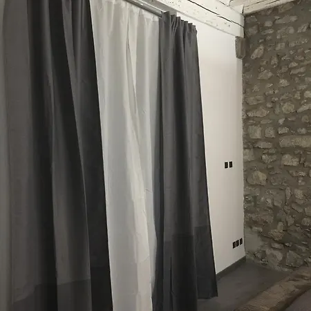 La Des Halles Bed & Breakfast